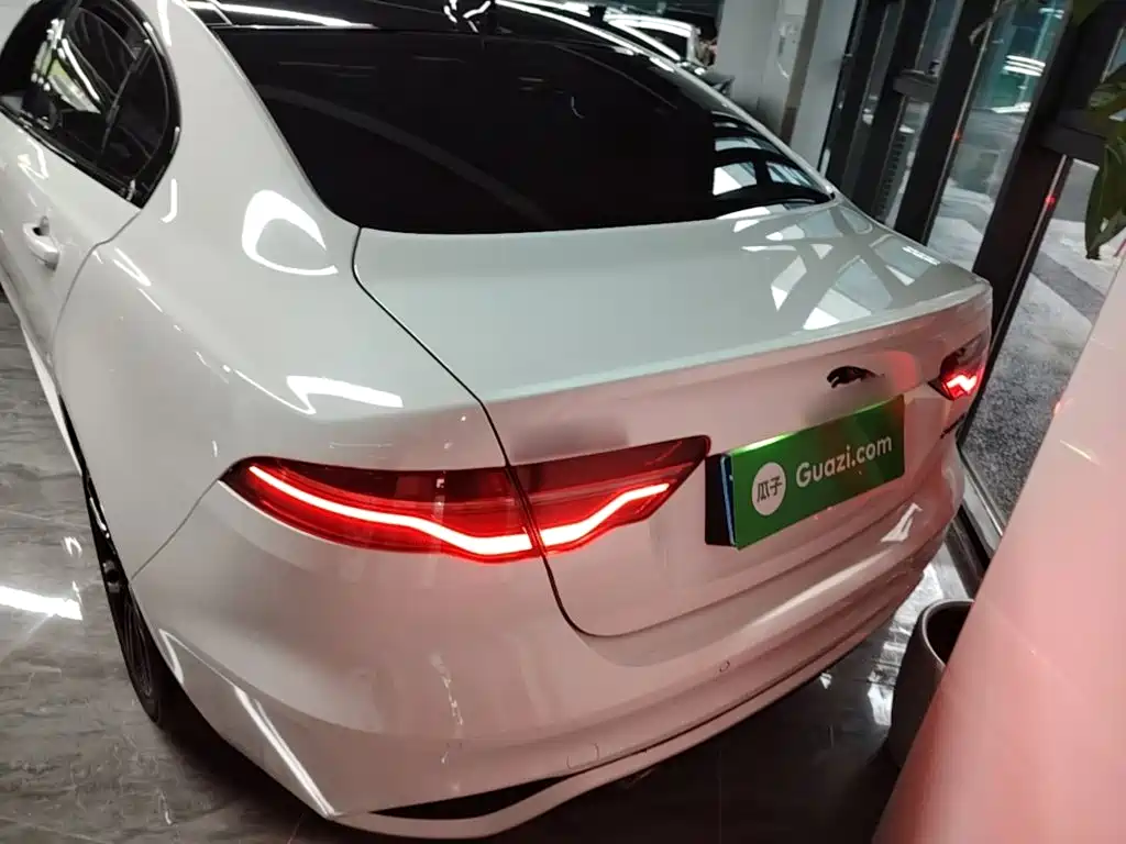 Jaguar XEL 2024 2.0T 250PS R-DYNAMIC S Sport