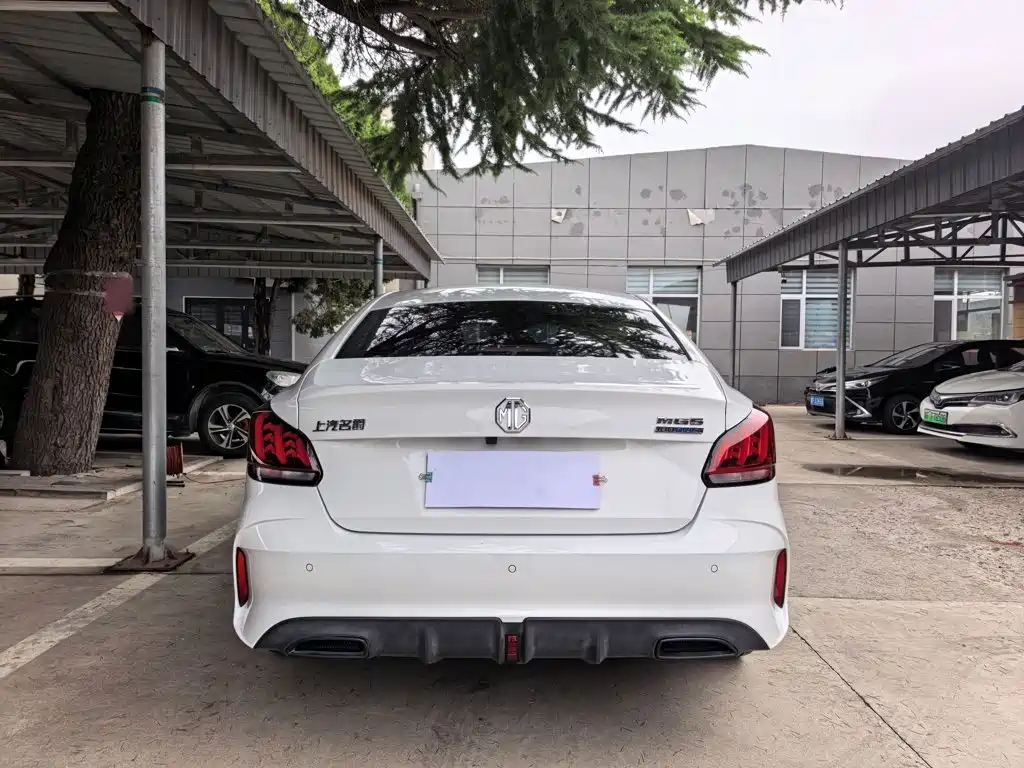 MG 5 2023 180DVVT MT
