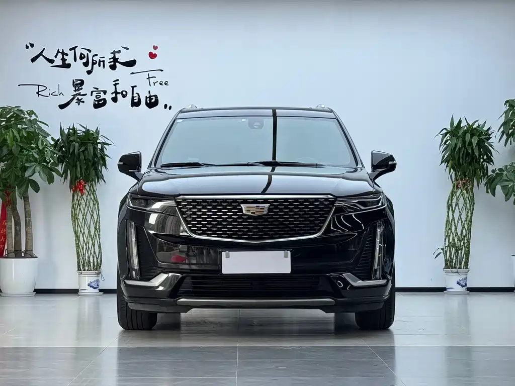 Cadillac XT6 — миниатюра 2