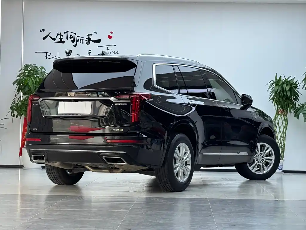 Cadillac XT6 — миниатюра 3