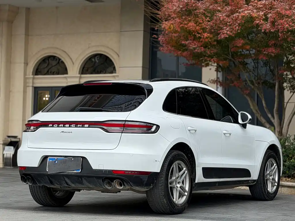 Porsche Macan — миниатюра 8