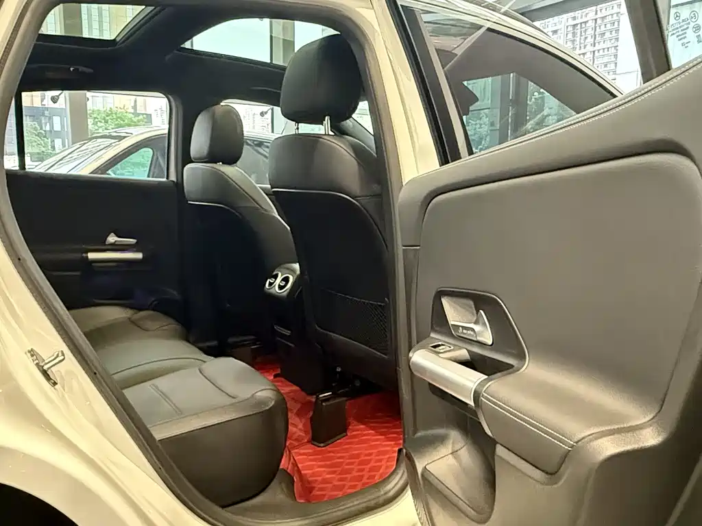 Mercedes-Benz GLA 2023 GLA 220