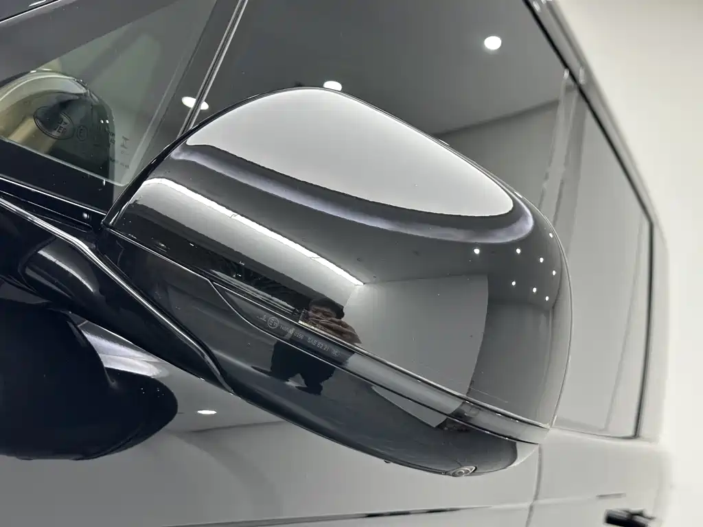 Land Rover Range Rover — миниатюра 21