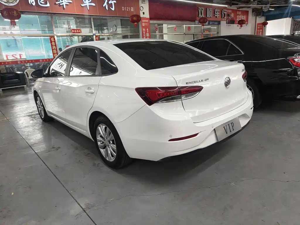 Buick Excelle — миниатюра 6