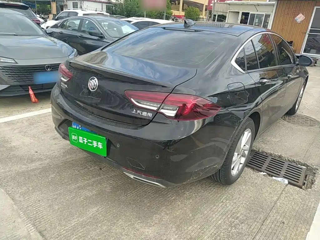 Buick Regal — миниатюра 7