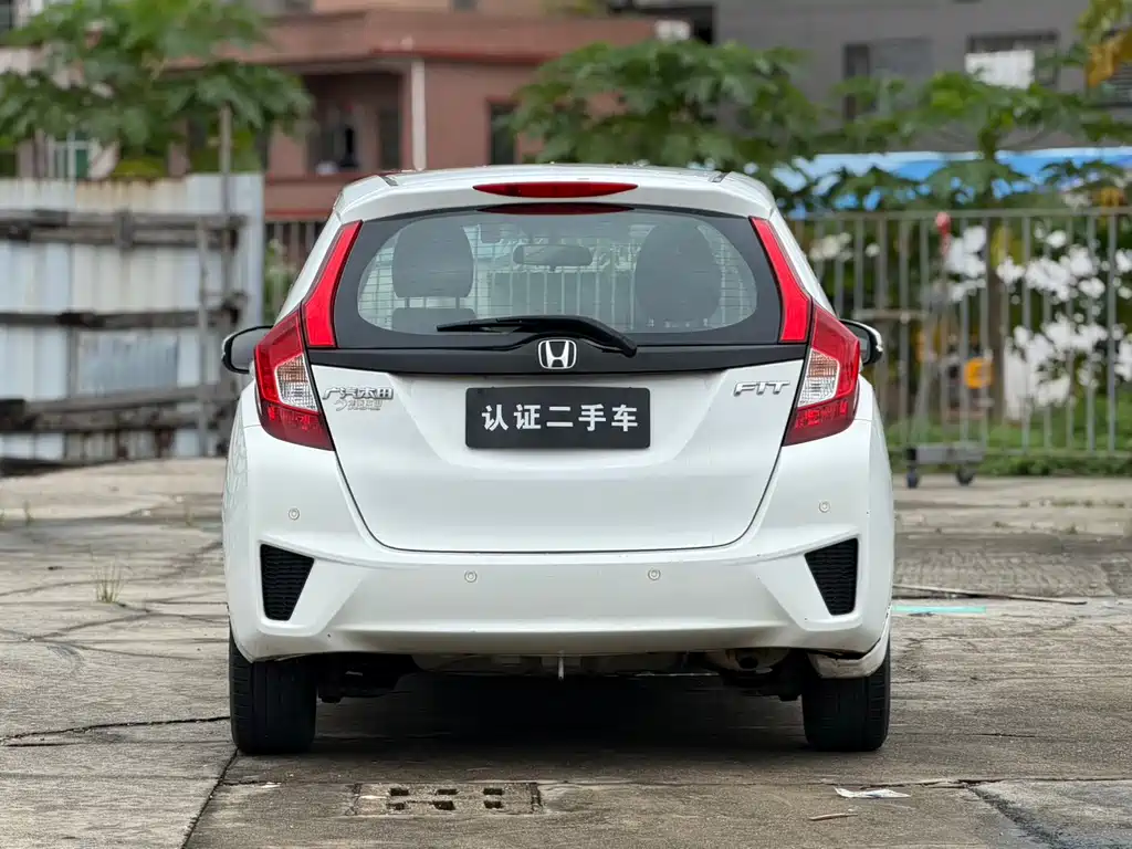 Honda Fit — миниатюра 18