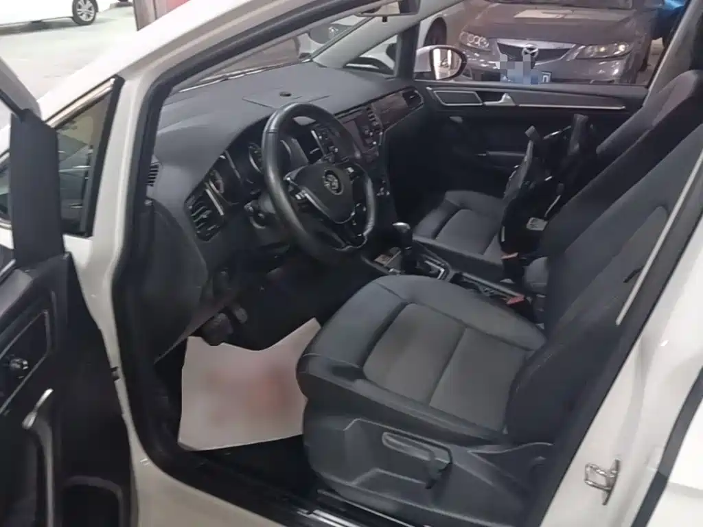 Volkswagen Golf Sportsvan — миниатюра 16