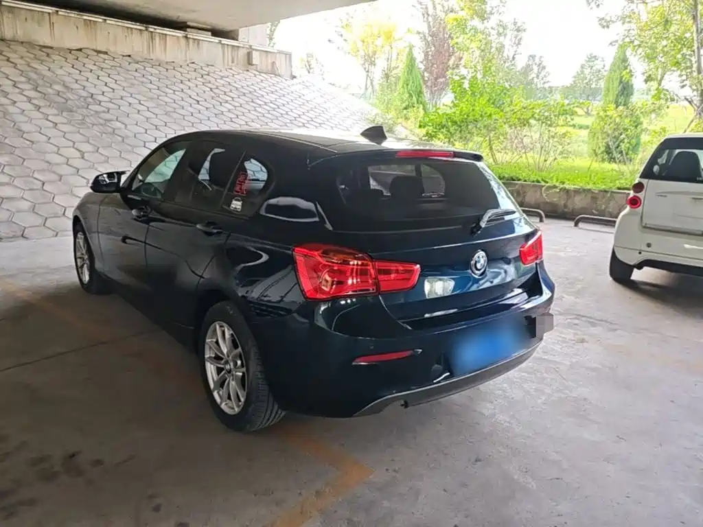 BMW 1 Series (Import) — миниатюра 5