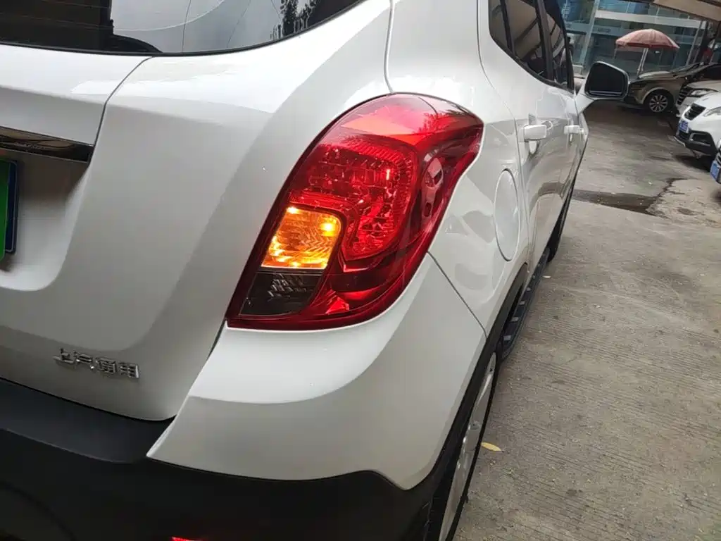 Buick Encore — миниатюра 8