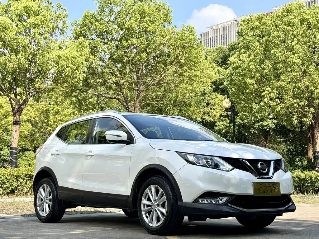 Nissan Qashqai — миниатюра 3