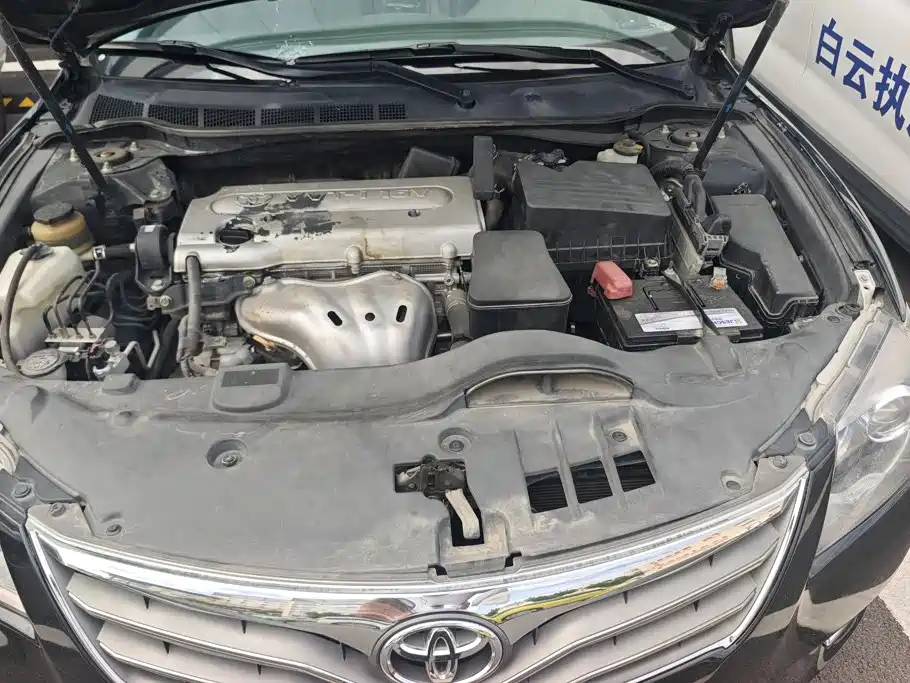 Toyota Camry — миниатюра 10