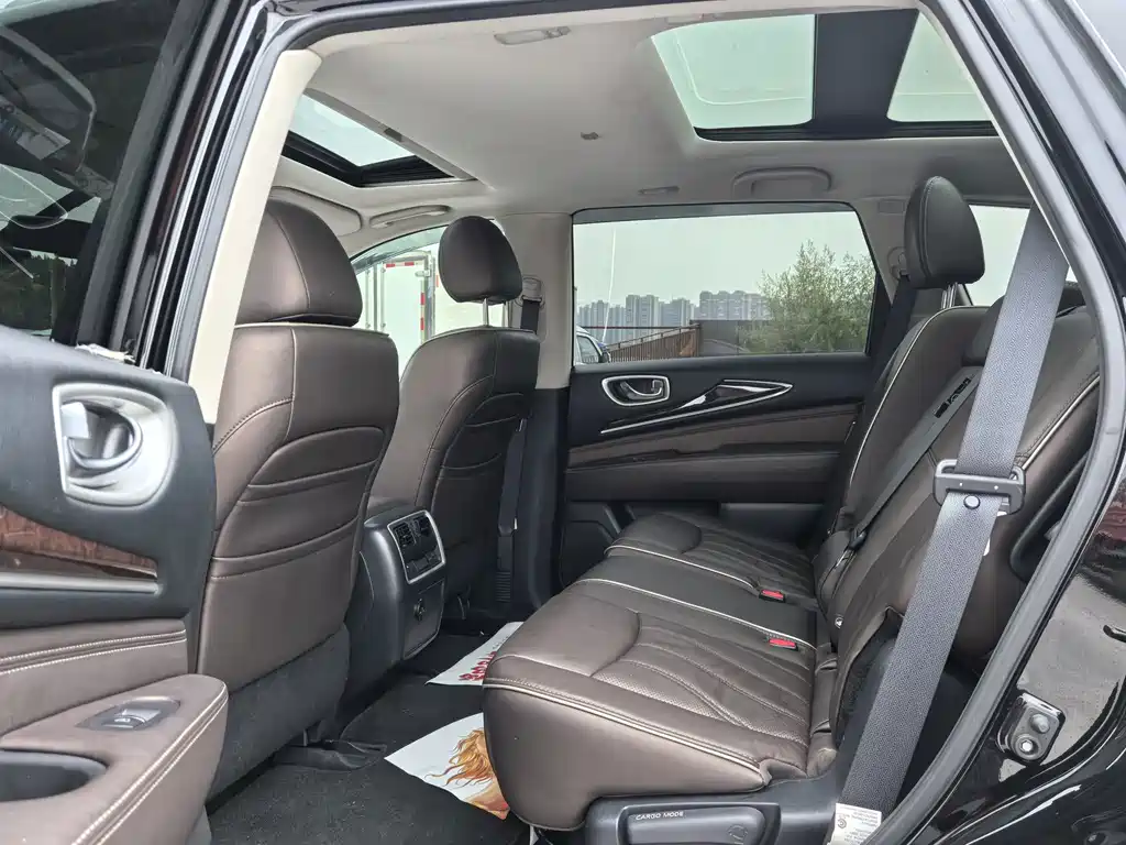 Infiniti QX60 (Import) — миниатюра 6