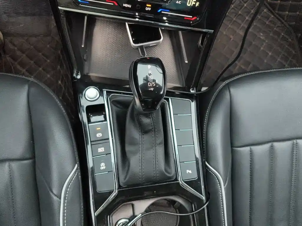Volkswagen Passat — миниатюра 10