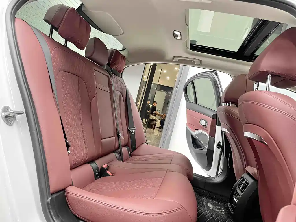 BMW 3 Series — миниатюра 6