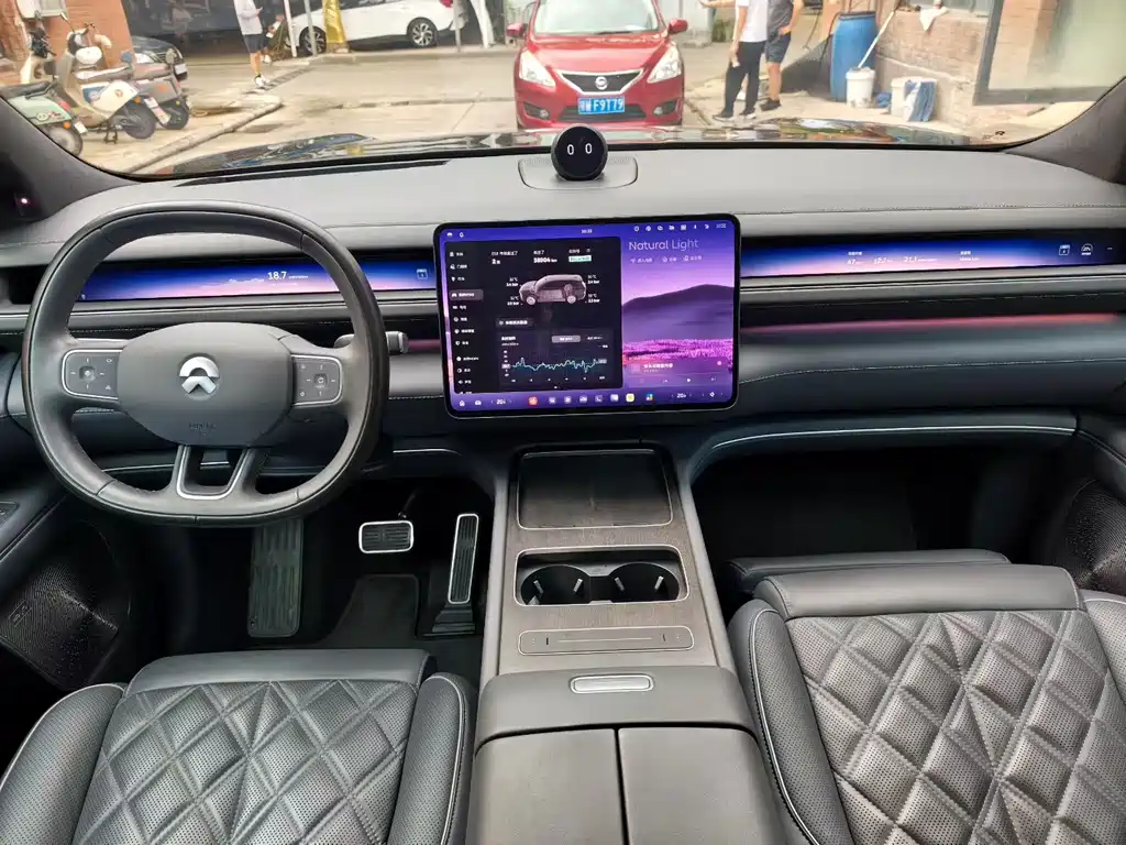 NIO ES8 — миниатюра 4