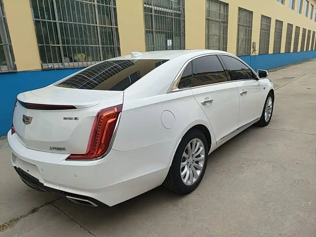 Cadillac XTS — миниатюра 7