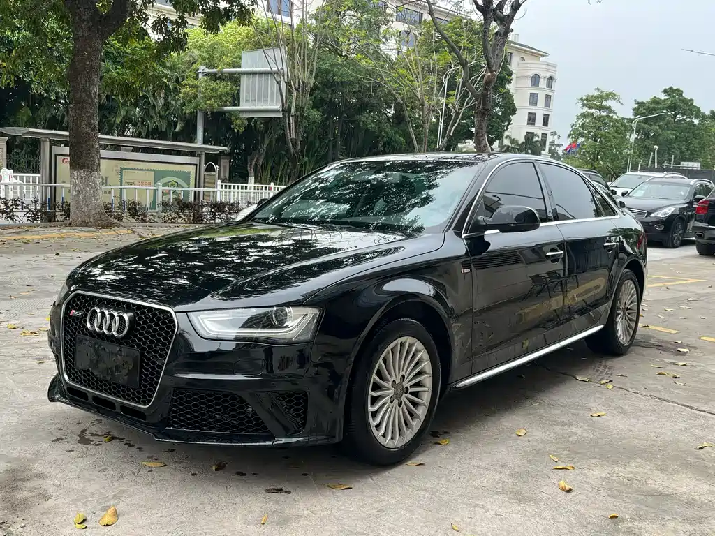 Audi A4L 2016