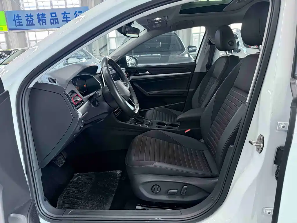 Volkswagen Lavida — миниатюра 8