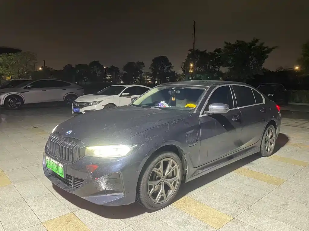 BMW i3 2023