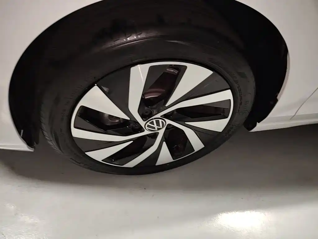 Volkswagen Golf — миниатюра 23