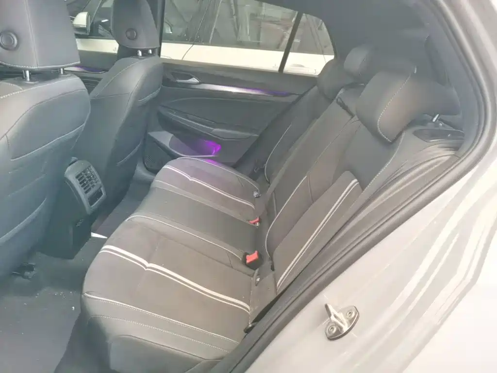Volkswagen Golf — миниатюра 17
