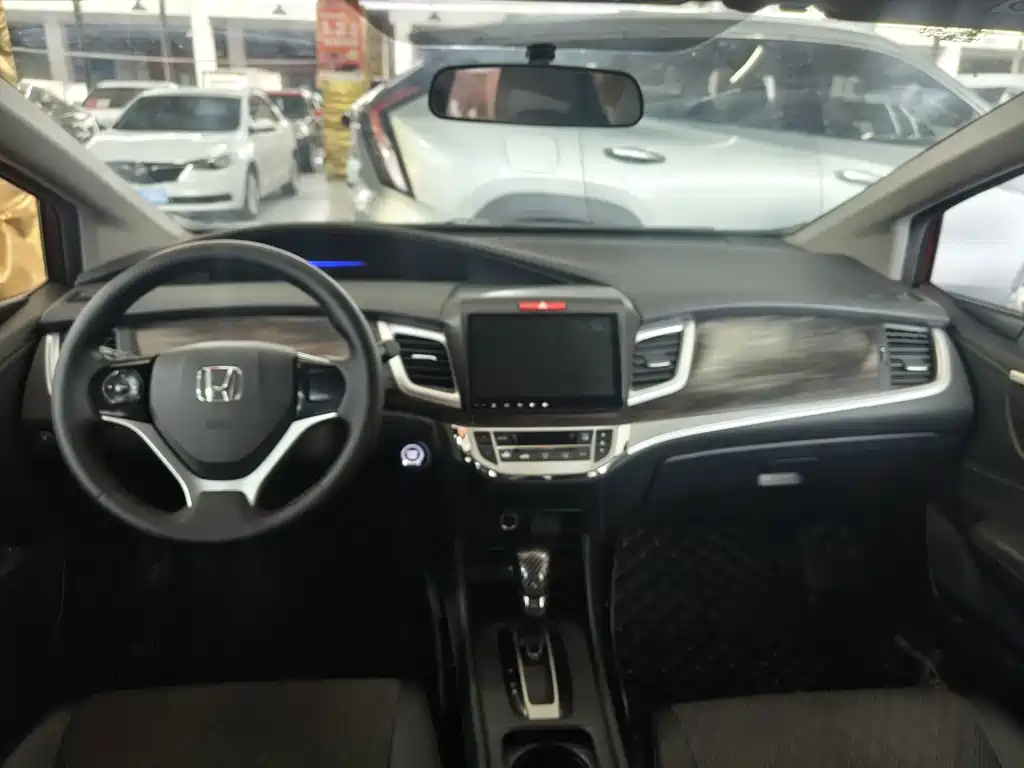Honda Jade — миниатюра 12