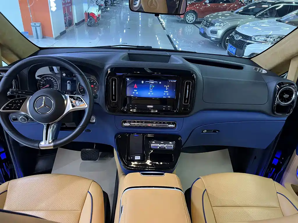 Mercedes-Benz Vito — миниатюра 4