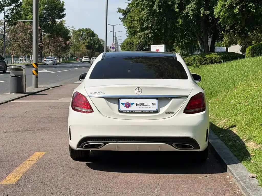 Mercedes-Benz C-Class — миниатюра 5