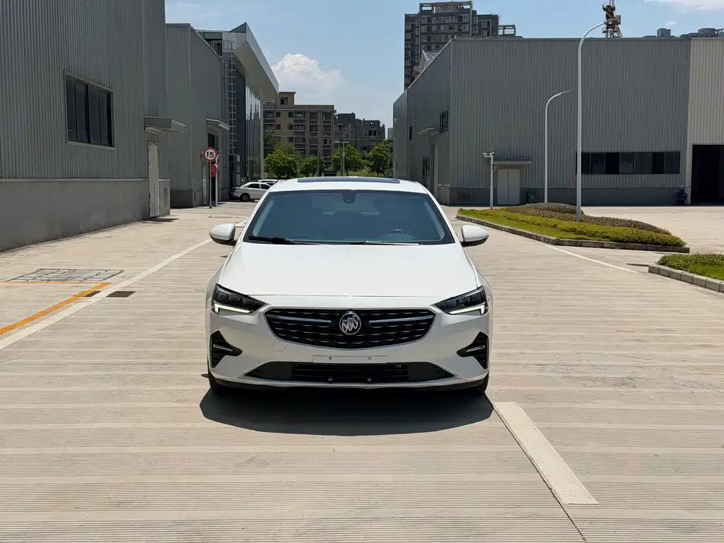 Buick Regal — миниатюра 2