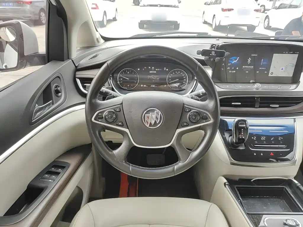 Buick GL8 — миниатюра 11