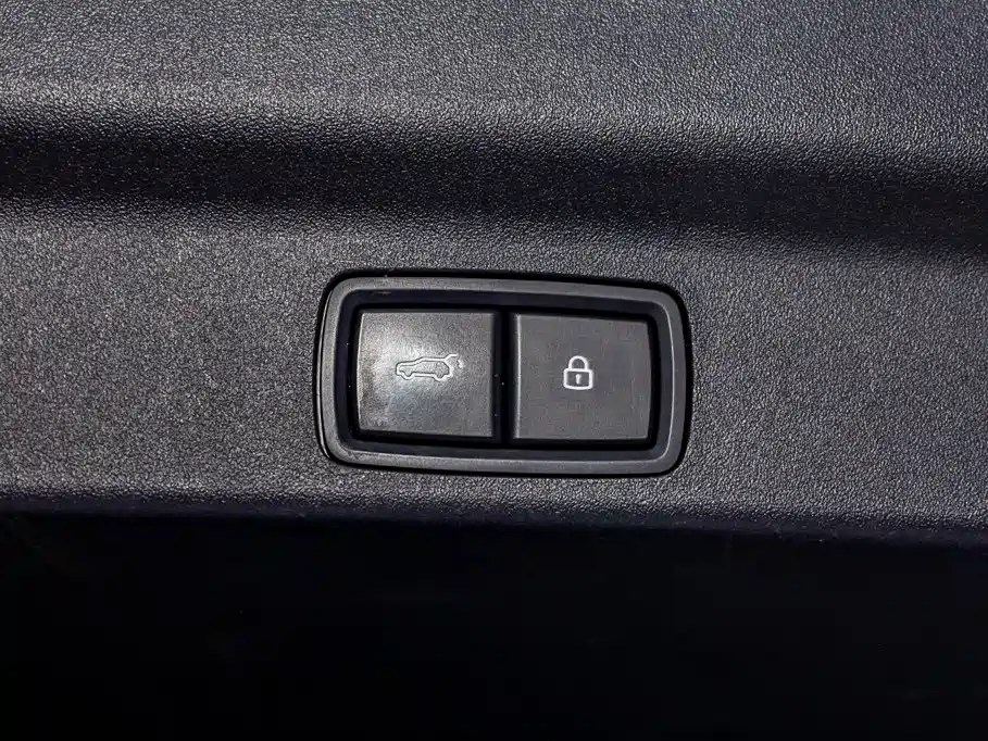 Li Auto Li L7 — миниатюра 8