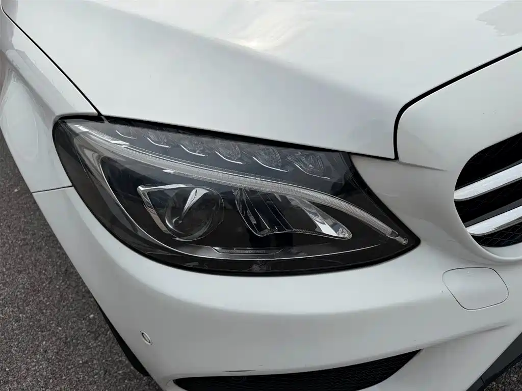 Mercedes-Benz C-Class — миниатюра 9