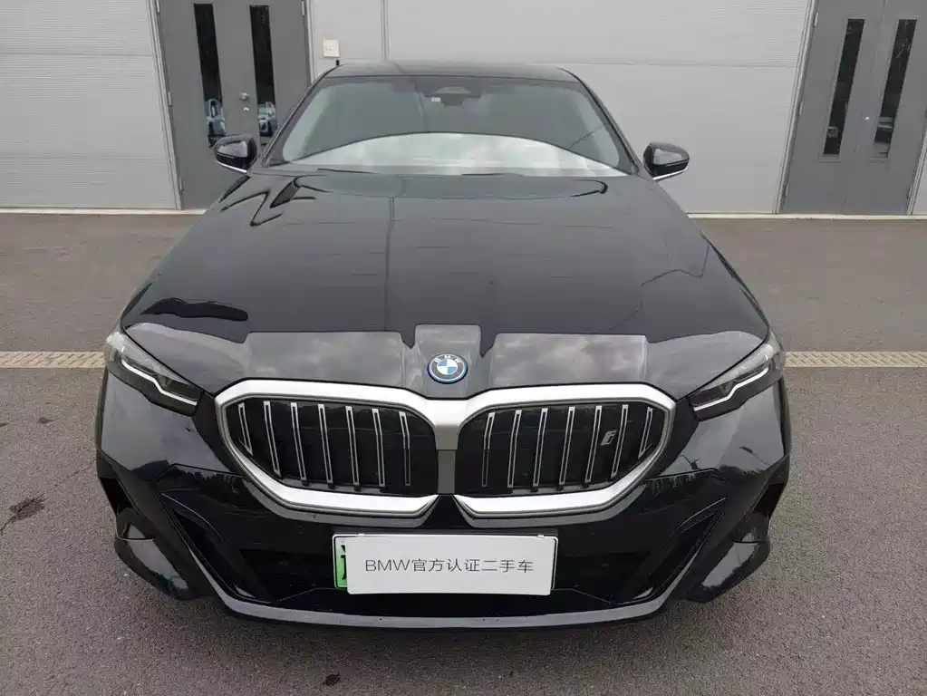 BMW i5 — миниатюра 2