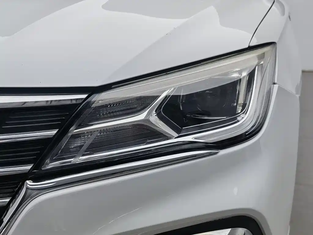Roewe i5 — миниатюра 7