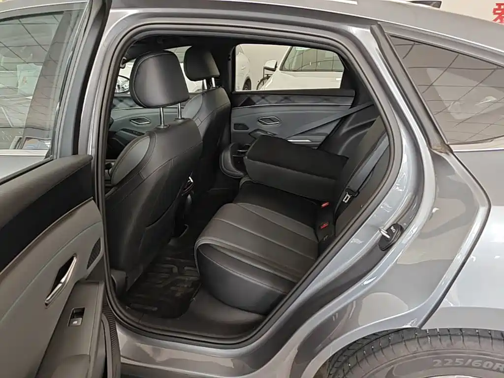 BYD Qin L — миниатюра 17