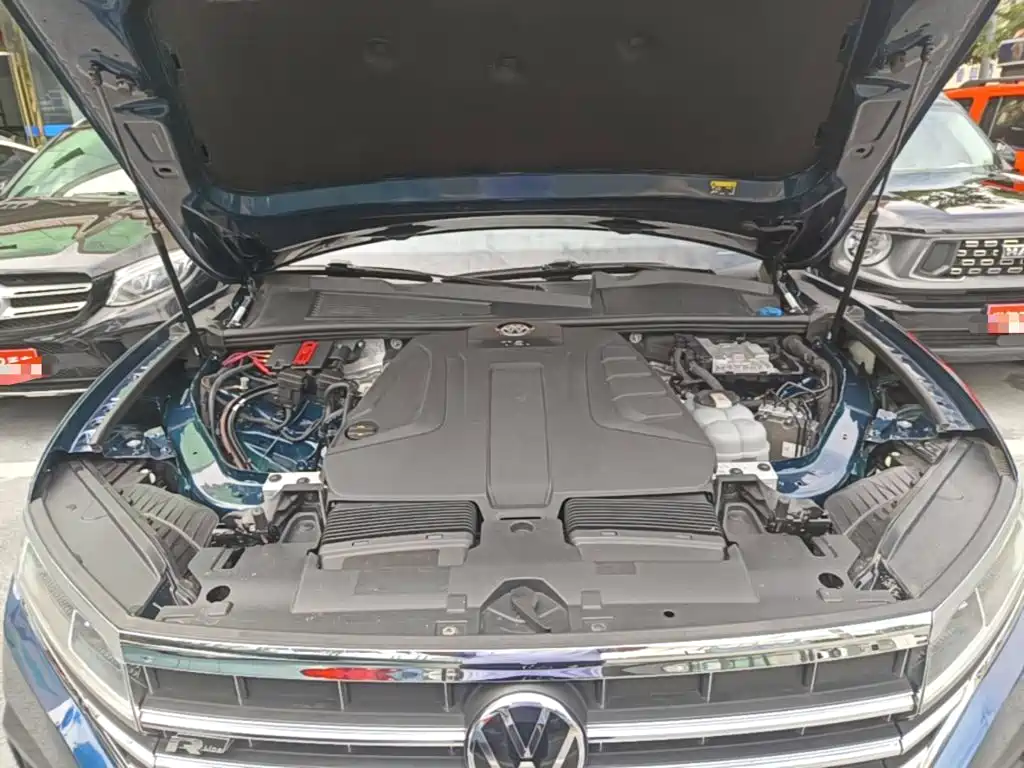 Volkswagen Touareg — миниатюра 20