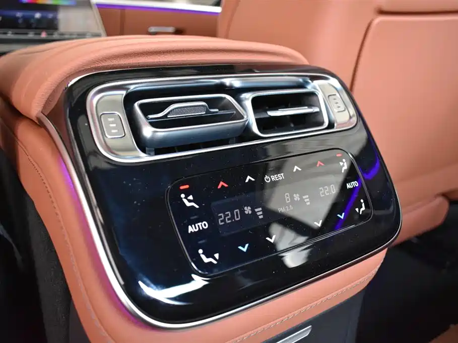 Mercedes-Benz S-Class — миниатюра 10