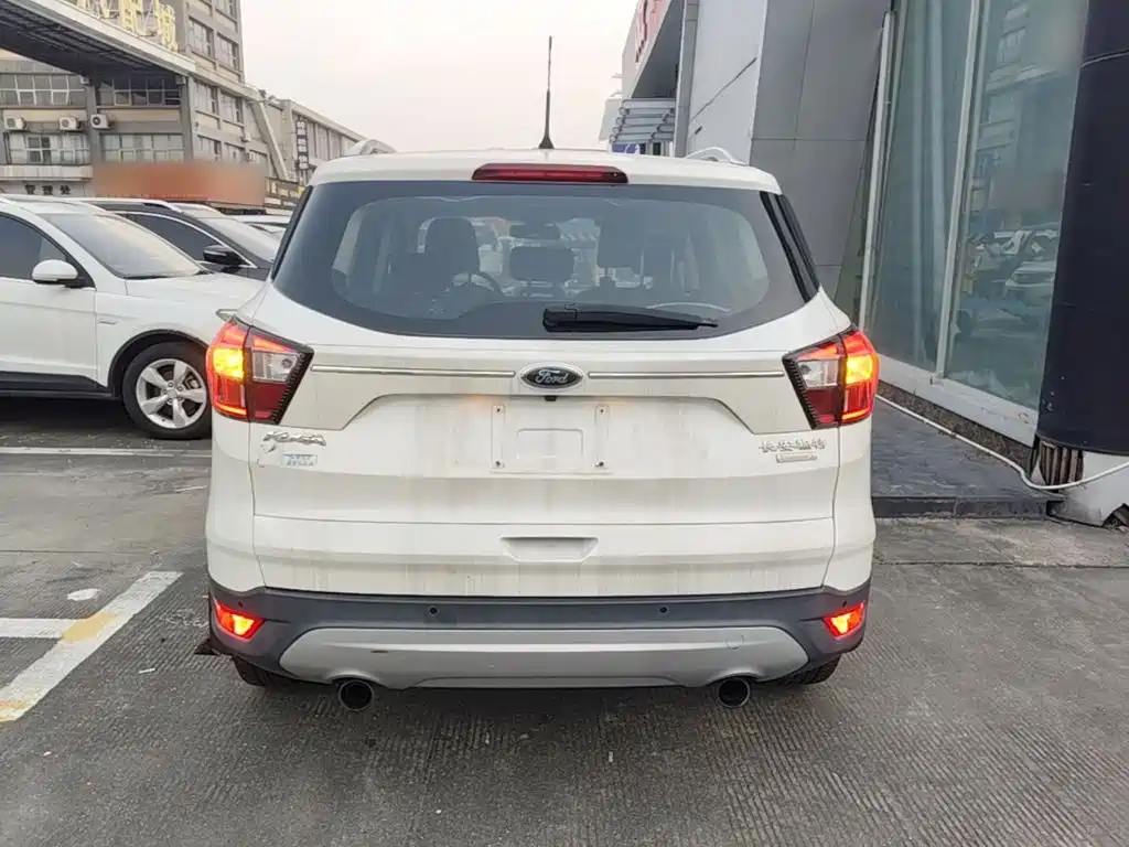 Ford Kuga — миниатюра 6