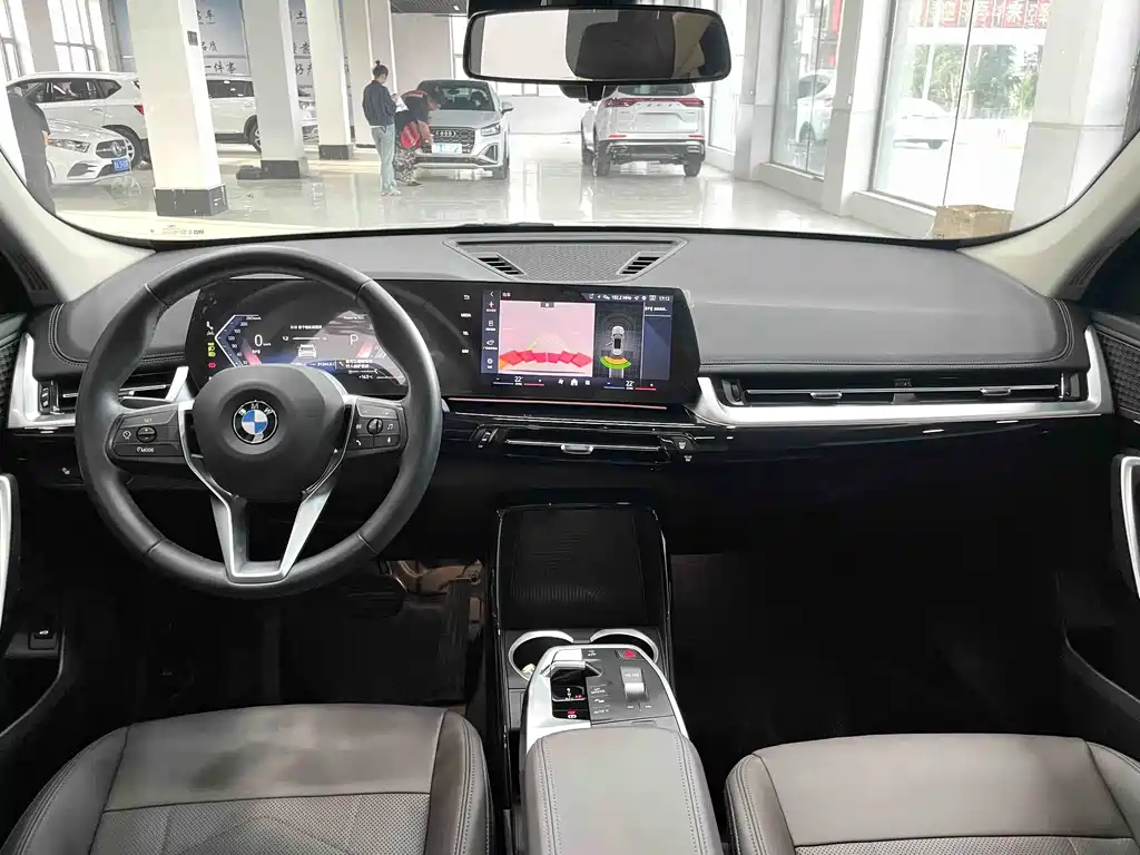 BMW X1 2023 sDrive20Li X