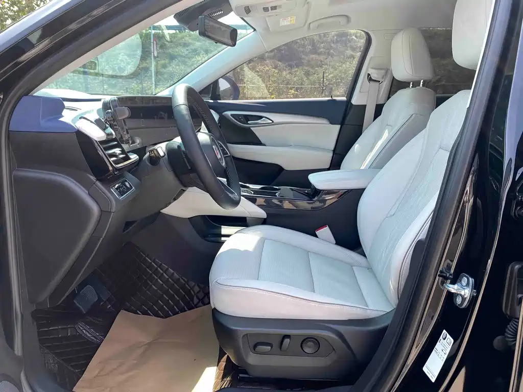 Buick Envision Plus — миниатюра 5