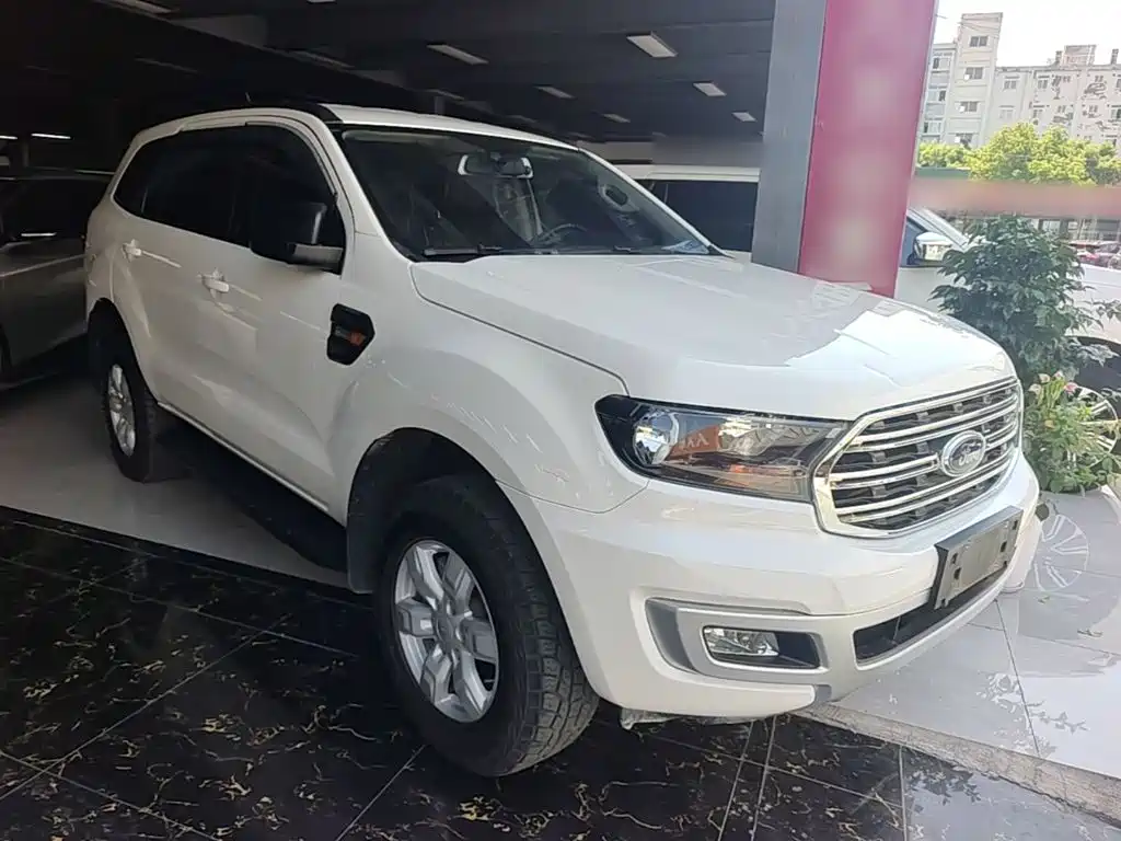 Ford Everest — миниатюра 4