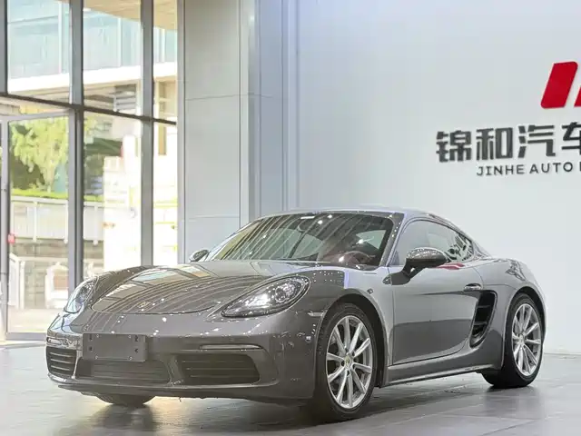 PORSCHE  718 2018