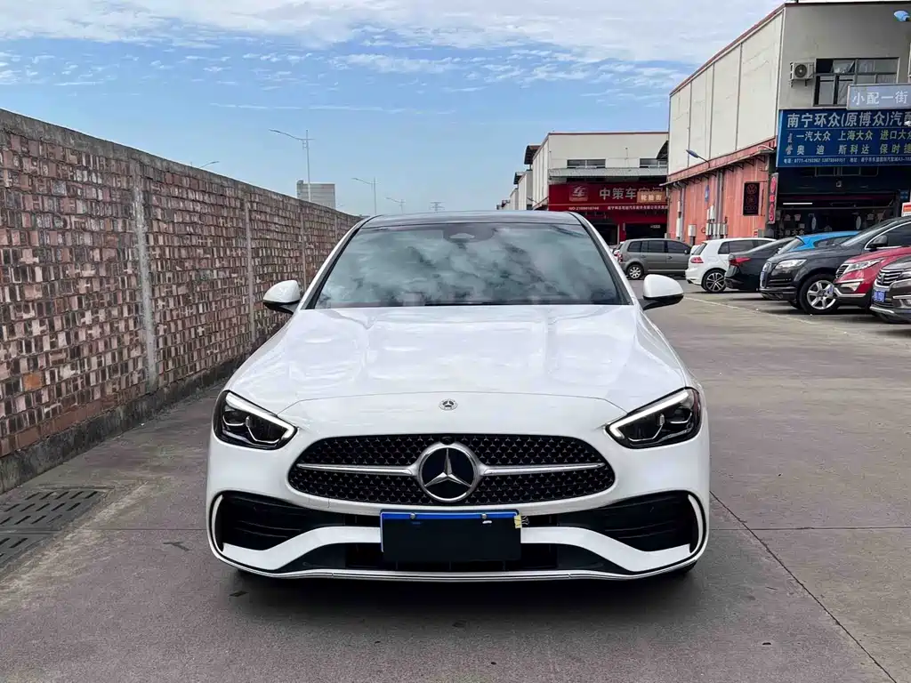 Mercedes-Benz C-Class — миниатюра 2