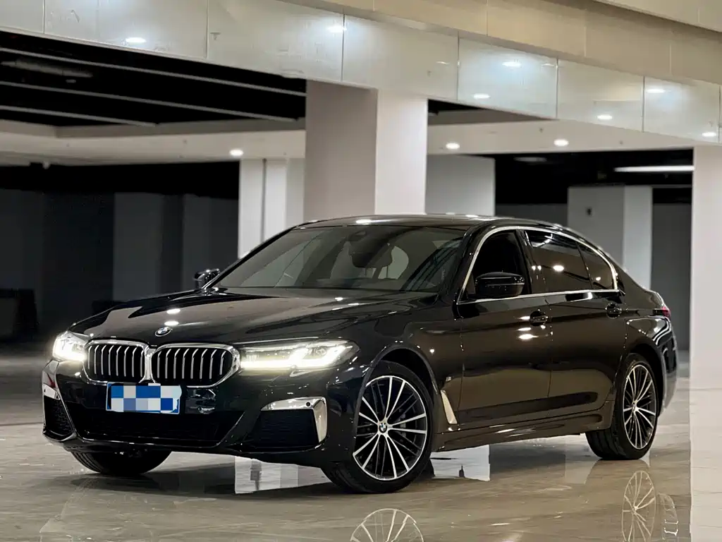 BMW 5 Series 2023