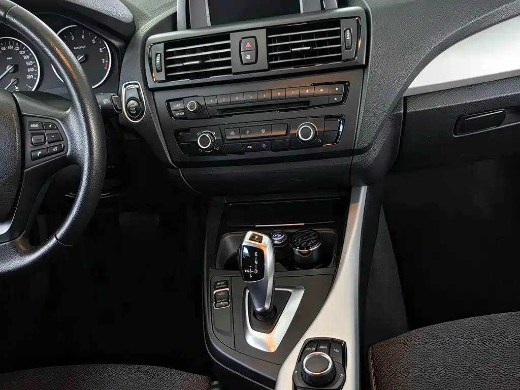 BMW 1 Series (Import) — миниатюра 10