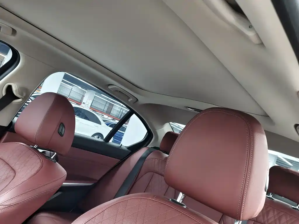BMW 3 Series — миниатюра 10