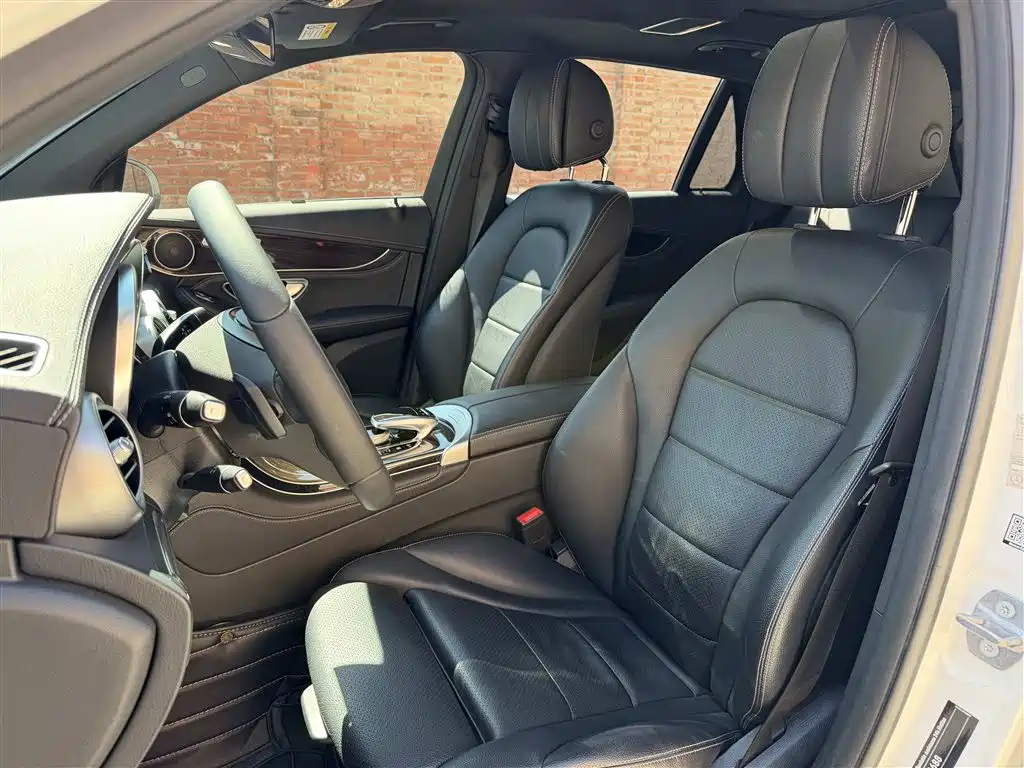 Mercedes-Benz GLC — миниатюра 10