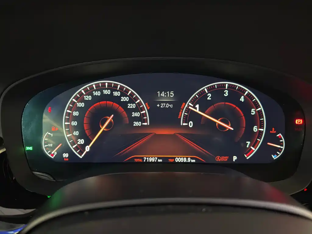 BMW 5 Series — миниатюра 9