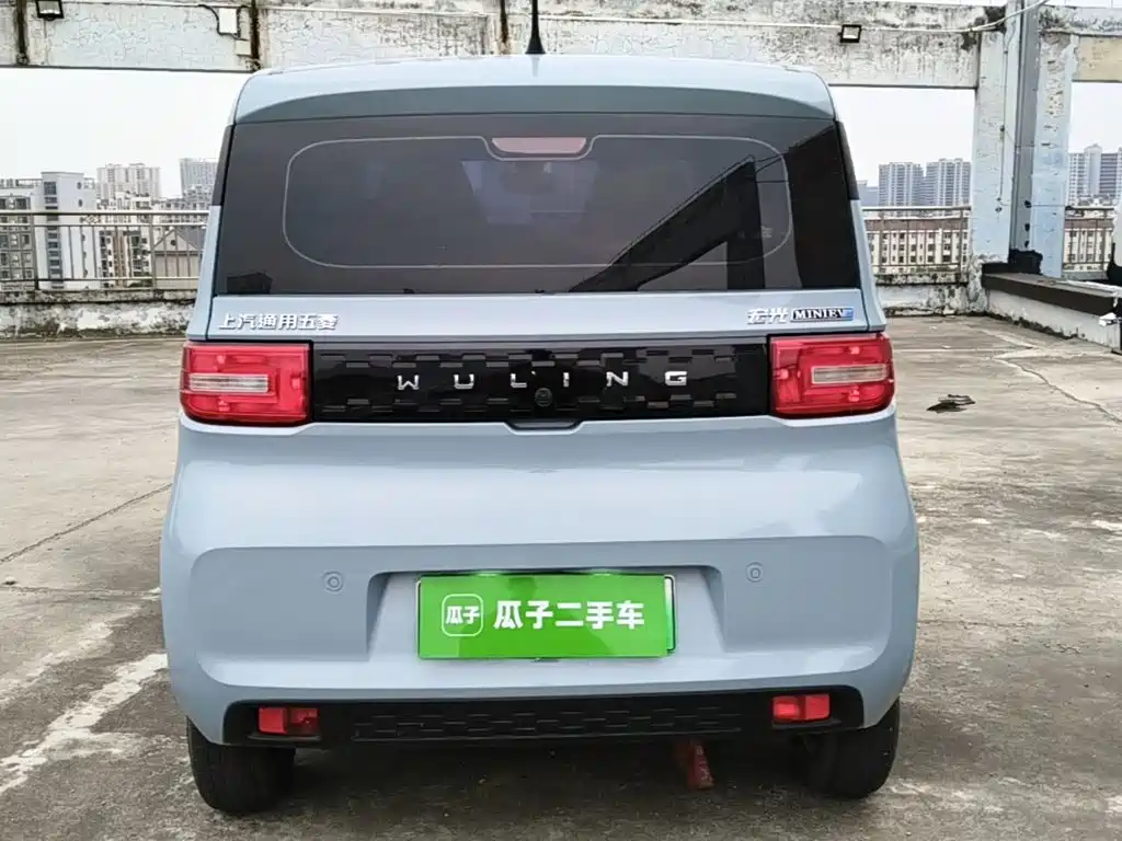 Wuling MINIEV — миниатюра 6