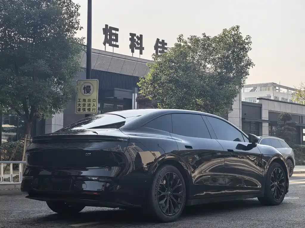 ZEEKR EXTREME KRYPTON 007